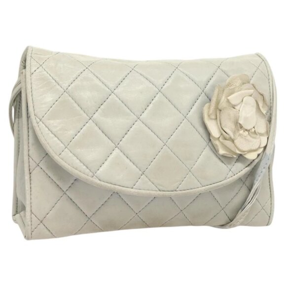 CHANEL Matelasse Shoulder Bag Lamb Skin Ivory Gold CC Auth 128238 - Picture 1 of 15